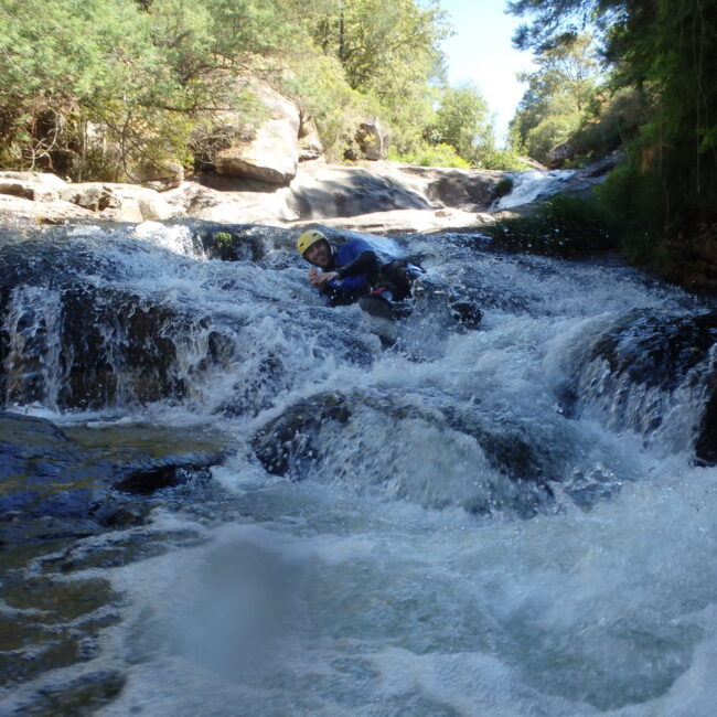 Barranquismo río Almofrei. Barranco familiar en Cotobade. Pontevedra. Galicia 3
