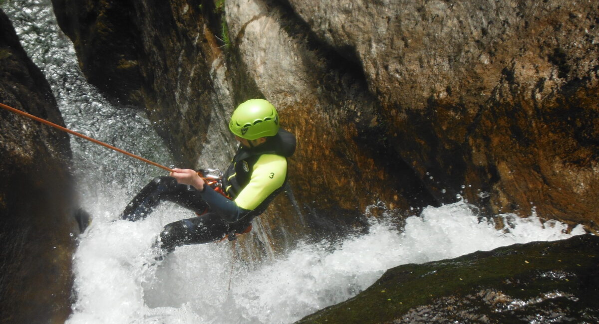 Barranquismo río Cortella. A Cañiza. Melón. Ourense. Galicia